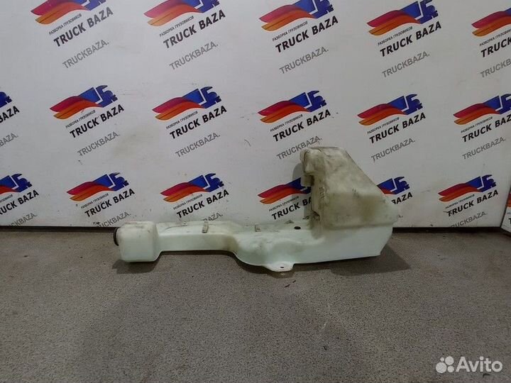 Бачок омывателя лобового стекла