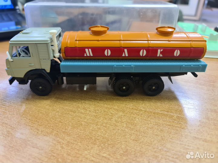 Модель СССР 1:43. Камаз