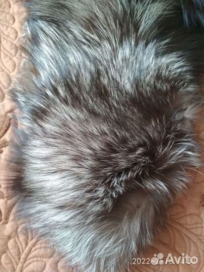 Меховой воротник чернобурка