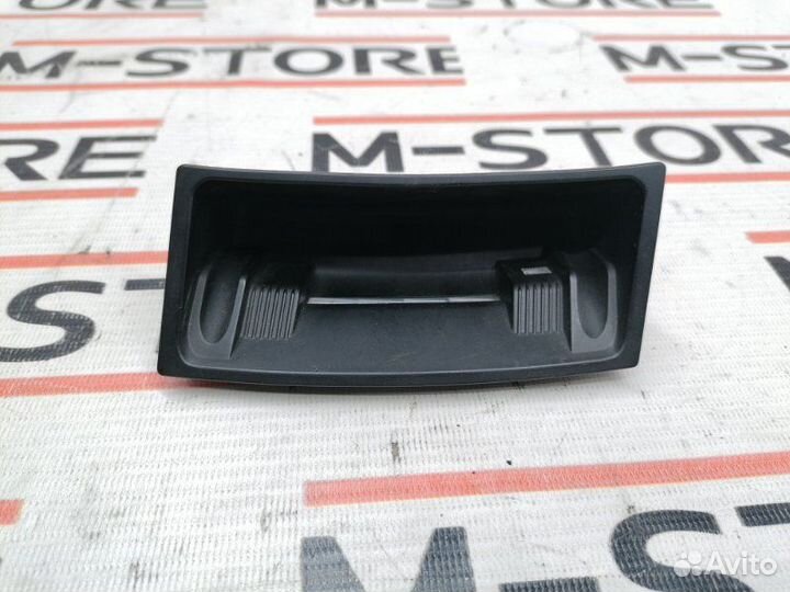 Пепельница Audi A6 C6/4F BDW 2005