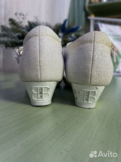 Туфли для девочки 35 размер