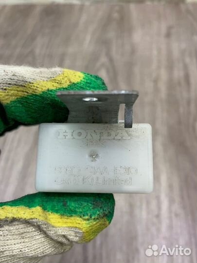 Реле заднее левое Honda Cr-V внедорожник 2002