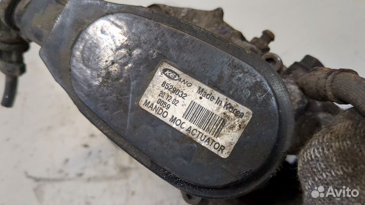 Суппорт левый задний Hyundai i40, 2013