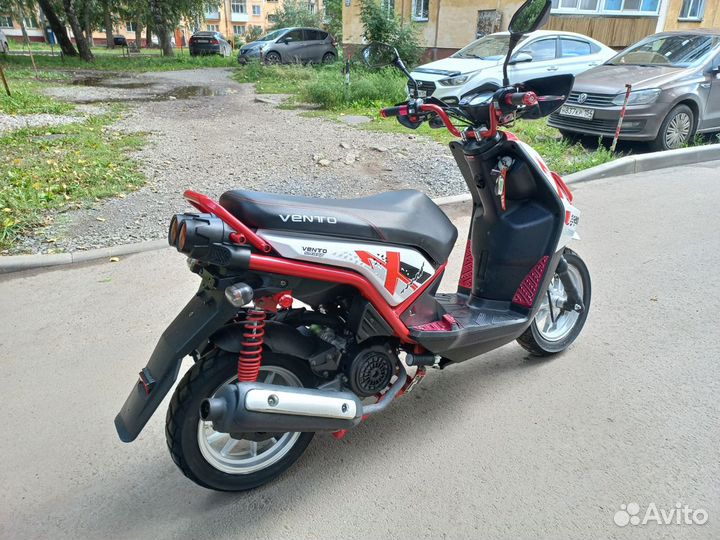 Скутер Vento SMART 150