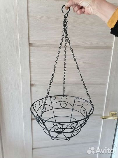 Настенные кронштейны для цветов