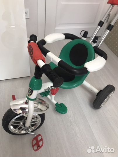 Трехколёсный велосипед