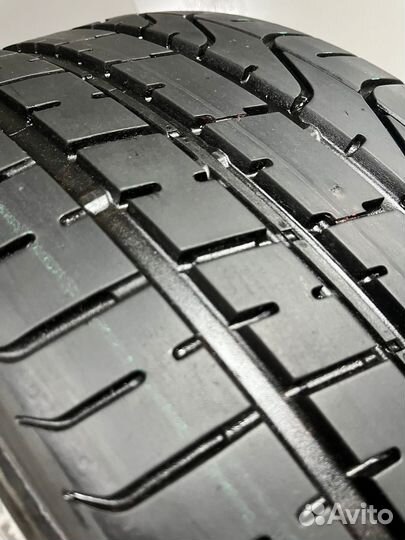 Pirelli P Zero 255/40 R20 и 295/35 R20 105Y