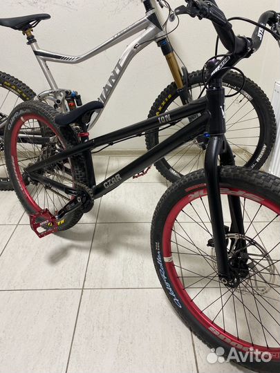 Стрит-триал czar ion 24 custom