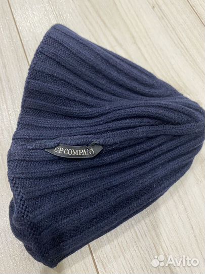 CP company шапка