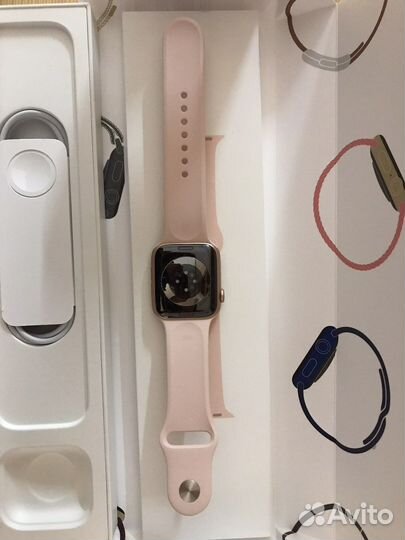 Apple Watch Series 6, 44мм & ремешок