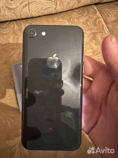 iPhone 8 64 гб