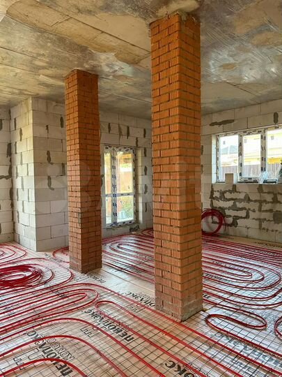 Дом 239,7 м² на участке 14 сот.