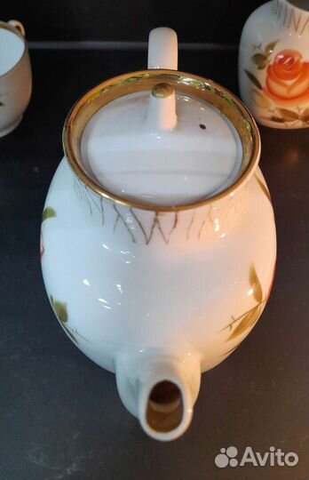 Остатки сервиза лфз Букет чайных роз