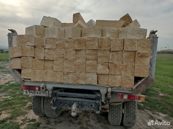 Дербентский камень