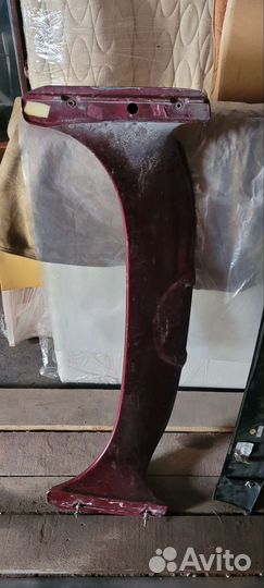 Спойлер на крышку багажника