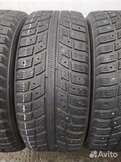 Kumho I'Zen KW22 215/55 R16 112V