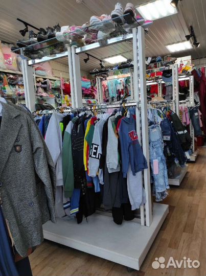 Рейл Вешалка стойка рейлер