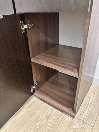 Стеллаж и комод