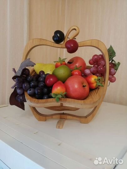 Фруктовница деревянная с фруктами искуственными