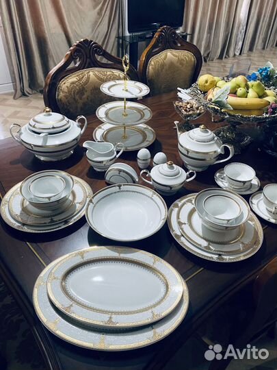 Сервиз столовый и чайный
