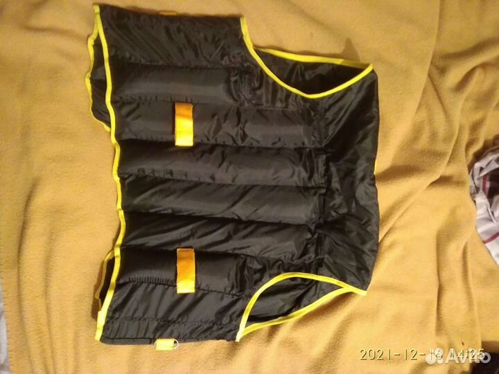 Спортивный жилет с утяжелением