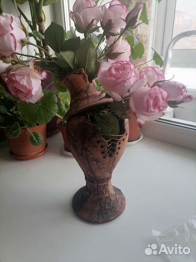Ваза для украшения интерьера
