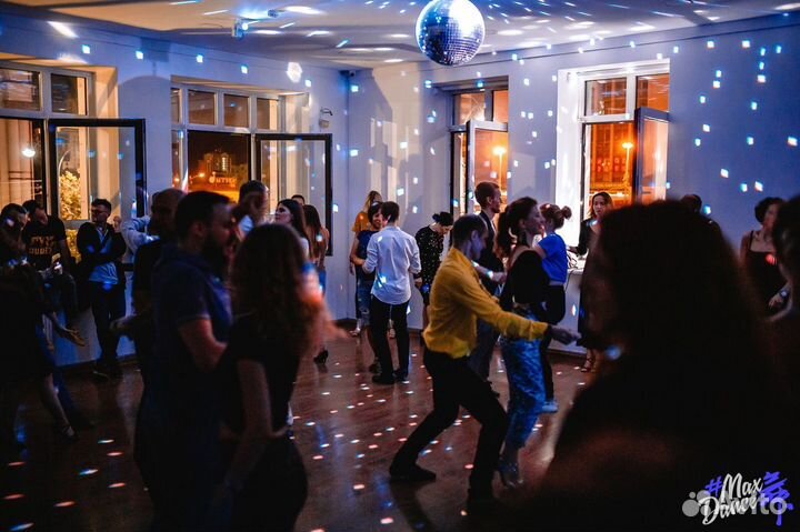 Школа танцев MaxDance. Бачата, high heels