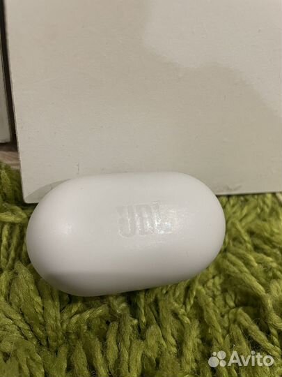 Беспроводные наушники jbl