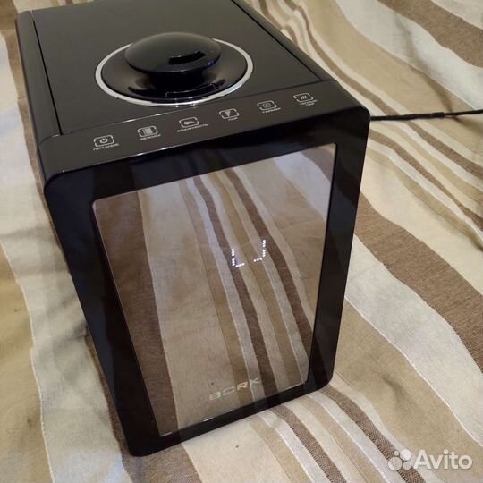 Увлажнитель воздуха bork H700