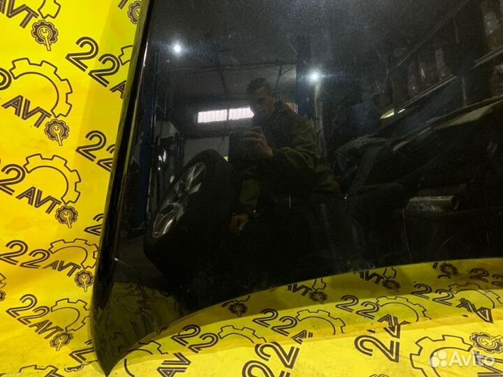 Капот Volkswagen Touareg 7L 2005