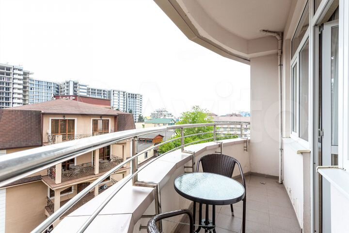 Квартира-студия, 52 м², 4/10 эт.