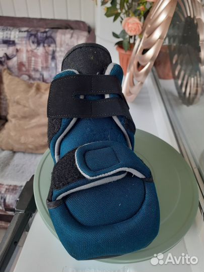 После операционный ботинок барука