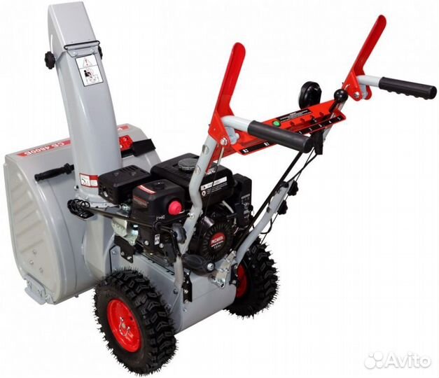 Снегоуборщик бензиновый