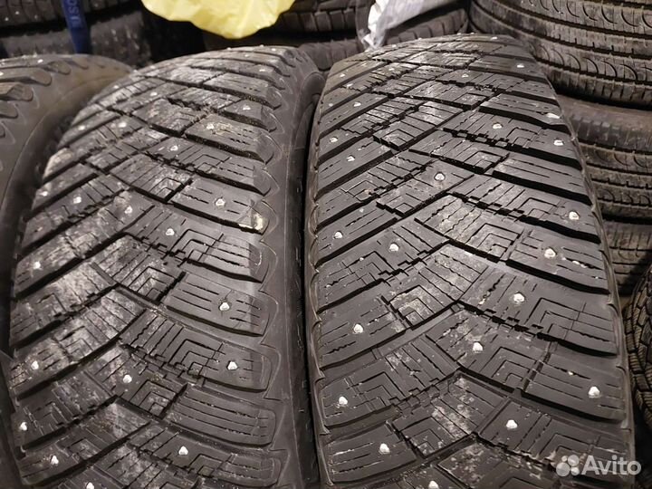 Goodyear UltraGrip Ice Arctic SUV 225/60 R18