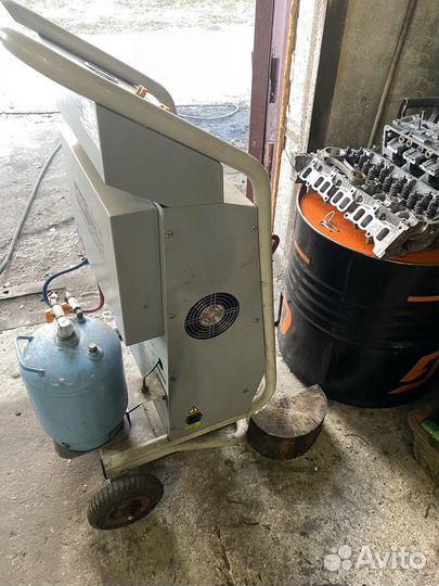 Станция заправки автокондиционеров