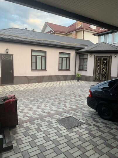 Дом 260 м² на участке 6 сот.