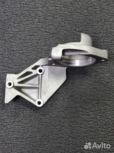 Крепление (основание) стартера лодочного мотора Yamaha 25-30, 2 такта