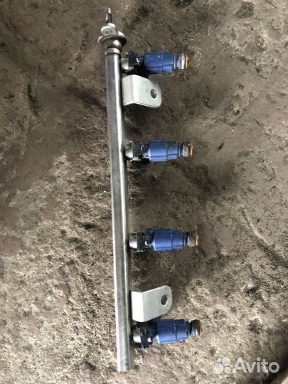 Топливная рампа форсунки Hyundai Solaris Kia Ceed