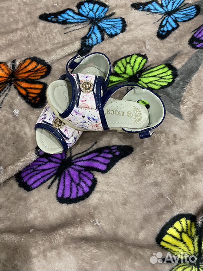 Сандали для девочки