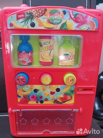 Автомат для напитков и домик пони