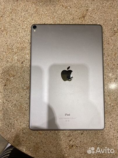 iPad pro 10.5 256gb wifi + sim