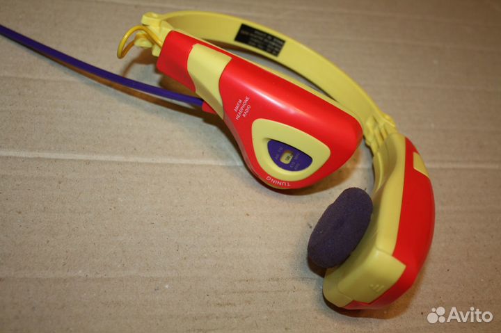 Без проводные наушники с FM