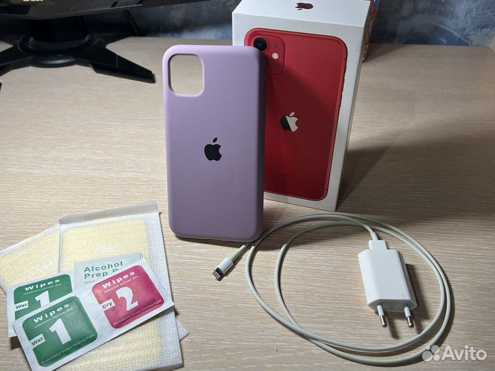 iPhone 11, 64 ГБ