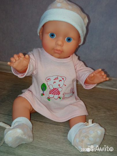 Интерактивная кукла для купания