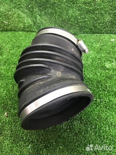 Гофра впуска Audi A8 Quattro D2 ABZ 1998