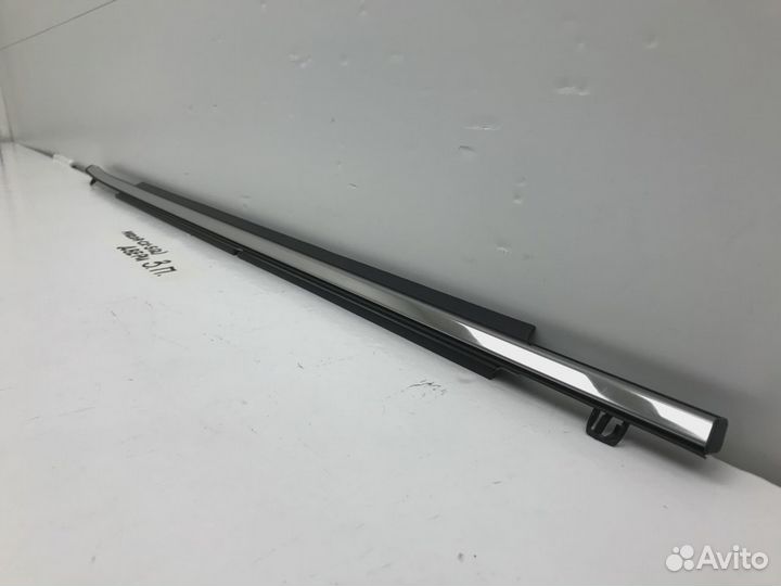 Молдинг задней правой двери Mazda CX-5 2