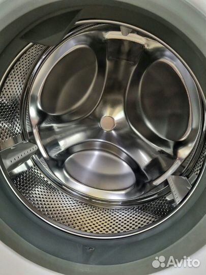 1. Стиральная машина Whirlpool BL SG6108 V