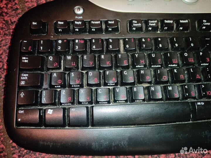 Проводная клавиатура и мышь