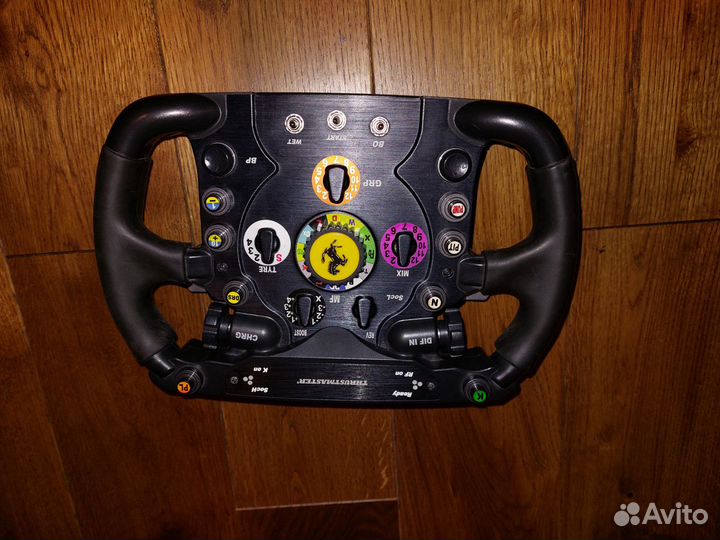 Руль Thrustmaster Ferrari F1