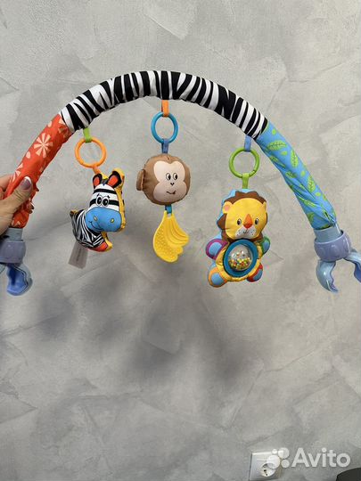 Развивающая дуга с игрушками